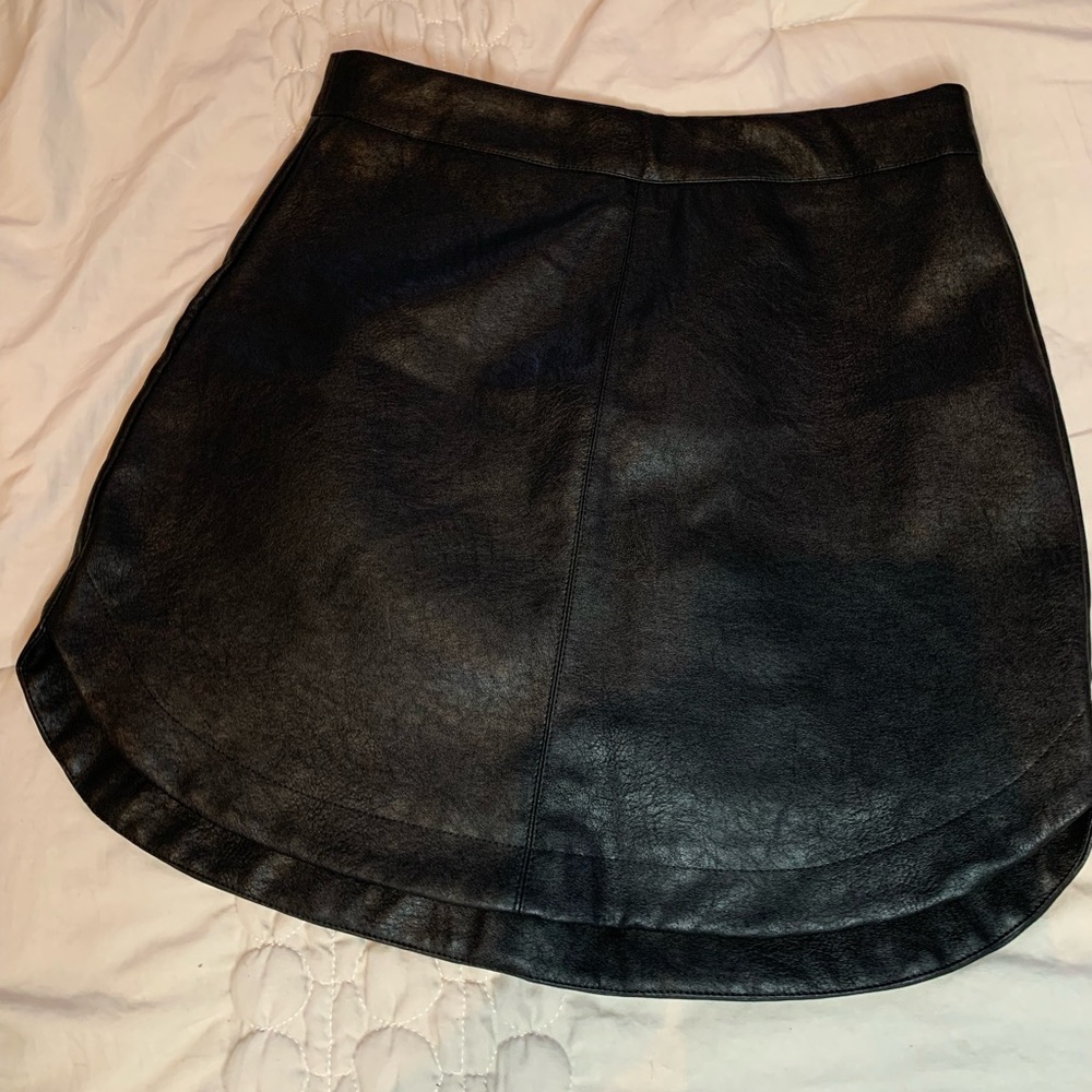 Size small Mittoshop skirt